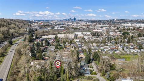 302 S Barton Street Seattle WA 98108