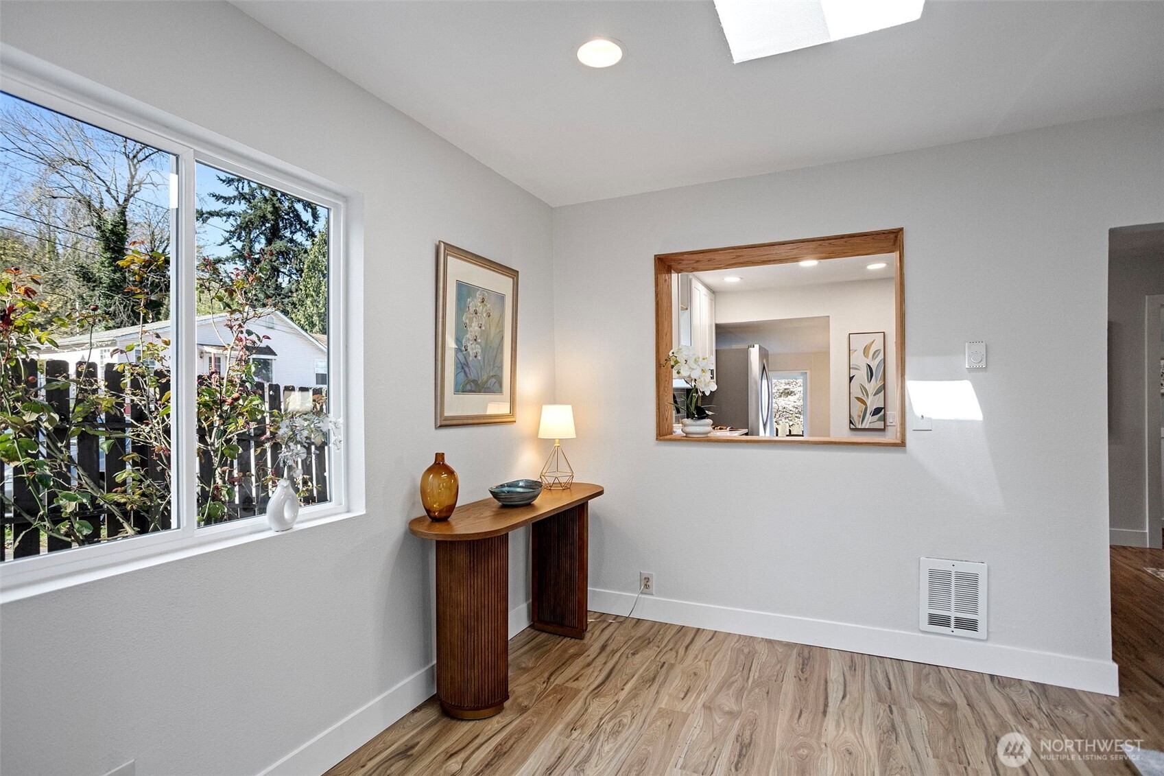 302 S Barton Street Seattle WA 98108