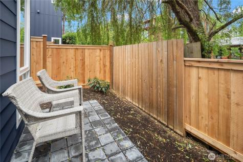 112 29th Avenue E Seattle WA 98112