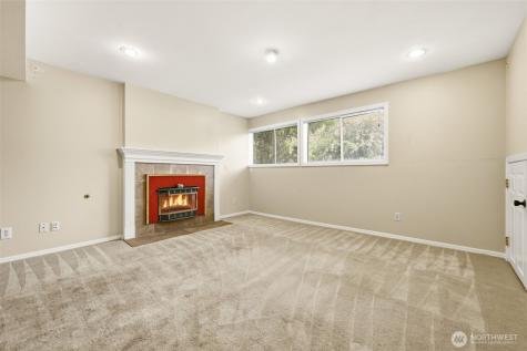 12522 SE 217th Place Kent WA 98031