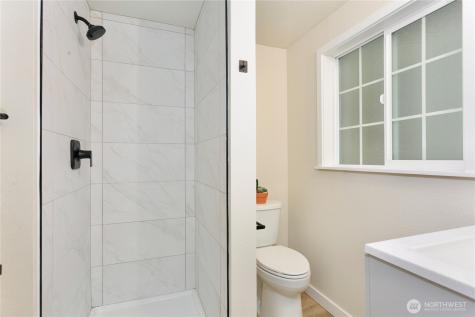 5804 51st Avenue NW Gig Harbor WA 98335