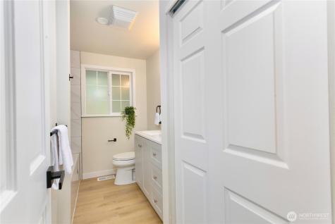 5804 51st Avenue NW Gig Harbor WA 98335