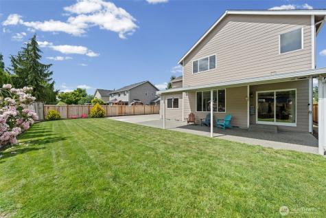 1602 12th Avenue NW Puyallup WA 98371