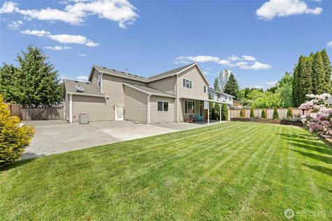 1602 12th Avenue NW Puyallup WA 98371