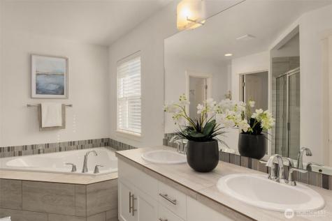 24 174th Place SW Bothell WA 98012