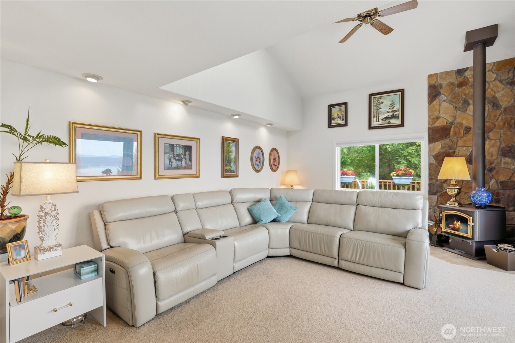 60 Cedar Place Brinnon WA 98320