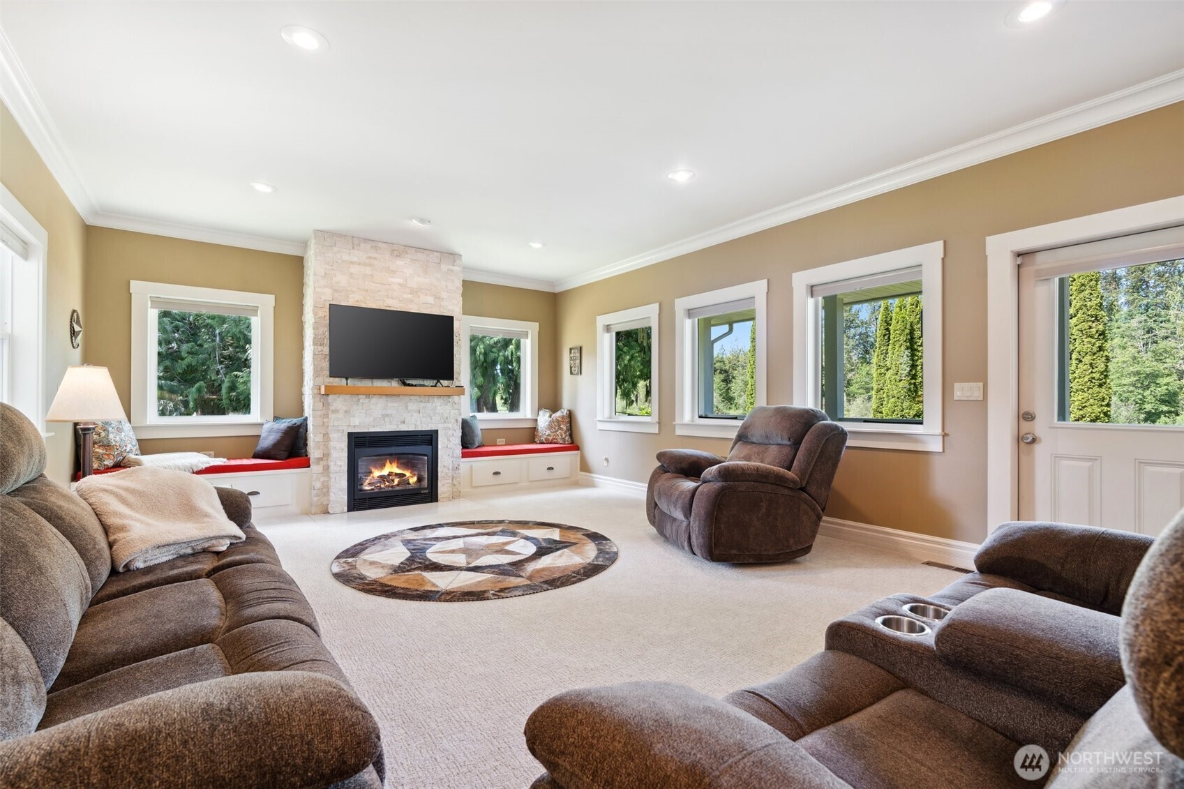 253 Green Water Drive Toledo WA 98591