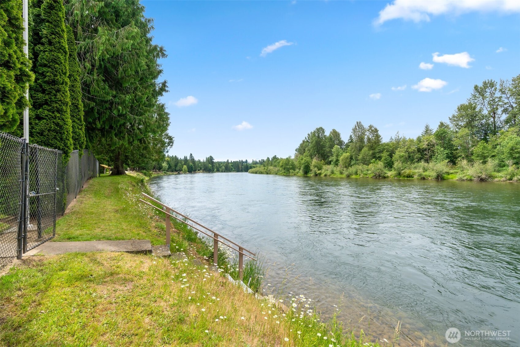253 Green Water Drive Toledo WA 98591