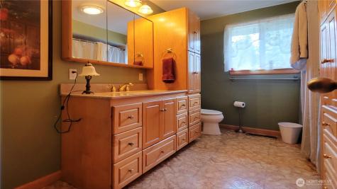 11802 28th Avenue E Tacoma WA 98445
