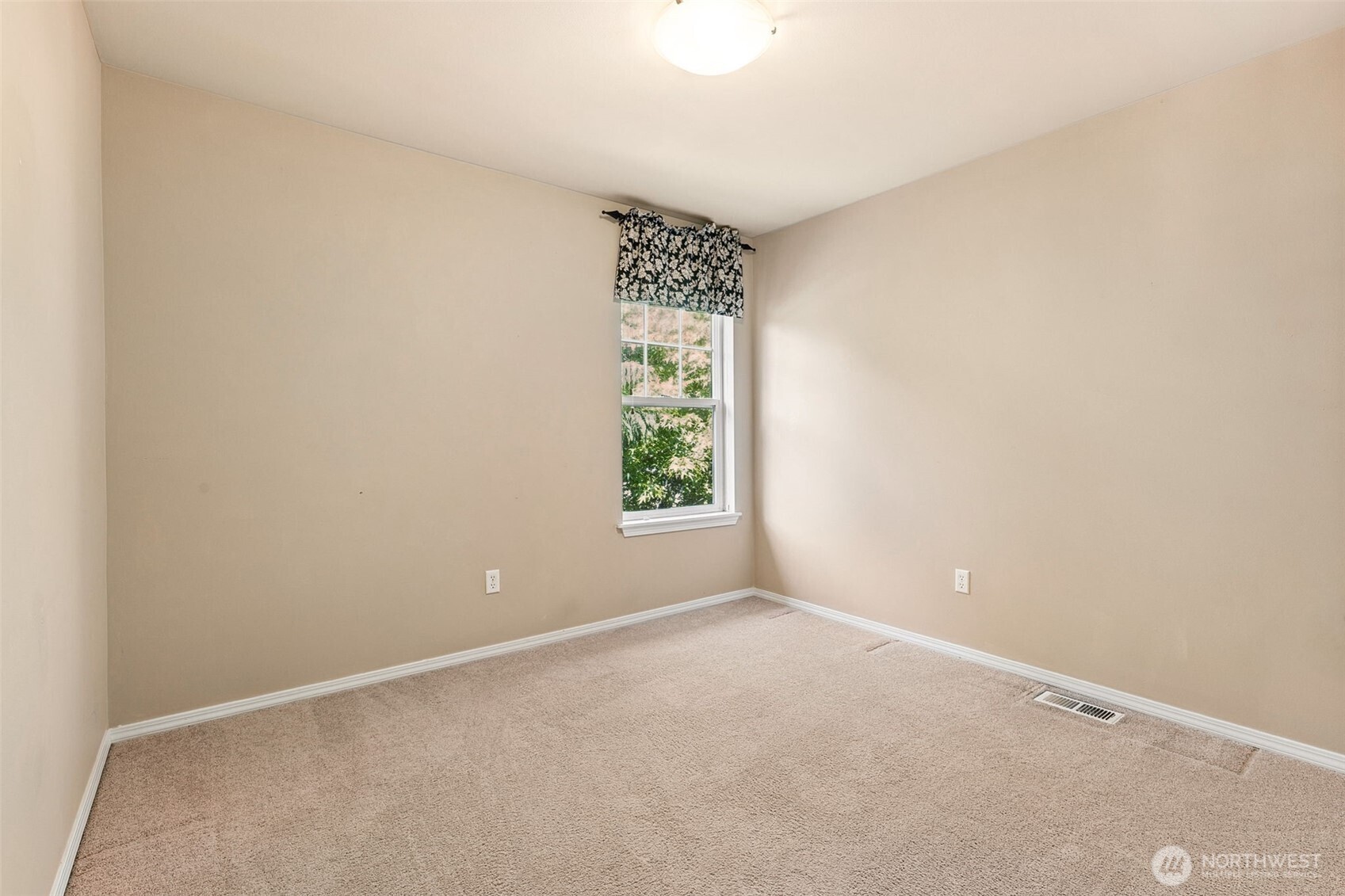 1424 Kittson Street Dupont WA 98327
