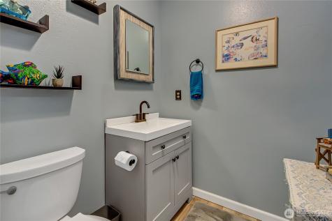 33762 32nd Avenue SW Federal Way WA 98023