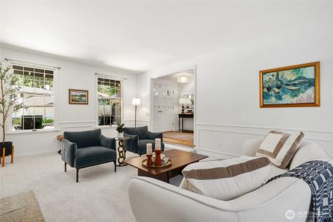2726 209th Avenue NE Sammamish WA 98074