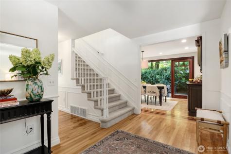 2726 209th Avenue NE Sammamish WA 98074
