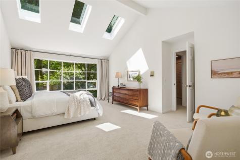2726 209th Avenue NE Sammamish WA 98074
