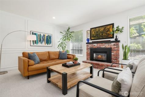 2726 209th Avenue NE Sammamish WA 98074