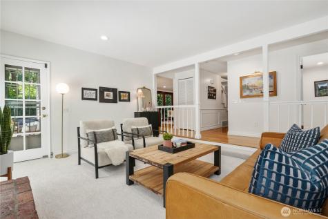 2726 209th Avenue NE Sammamish WA 98074