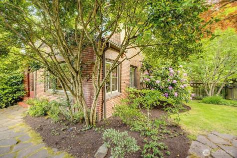 3601 E Cherry Street Seattle WA 98122
