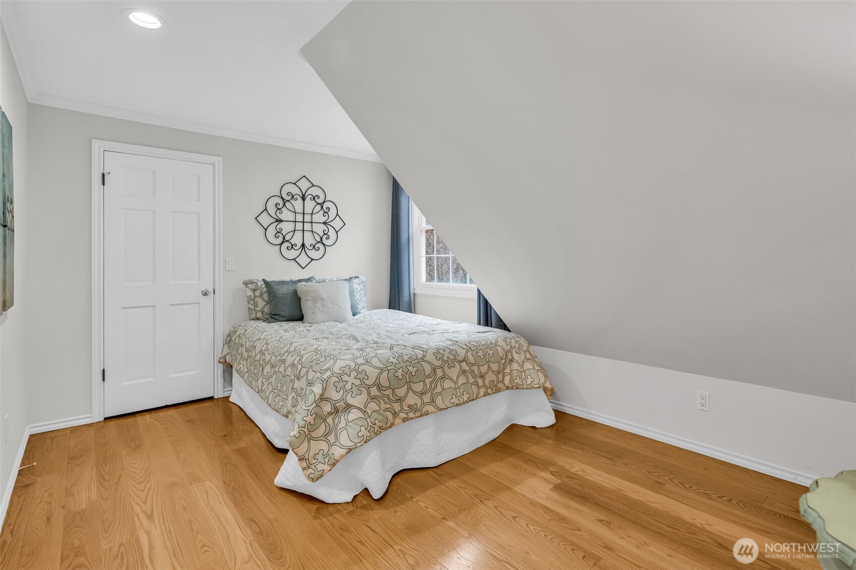 21609 NE 4th Street Sammamish WA 98074