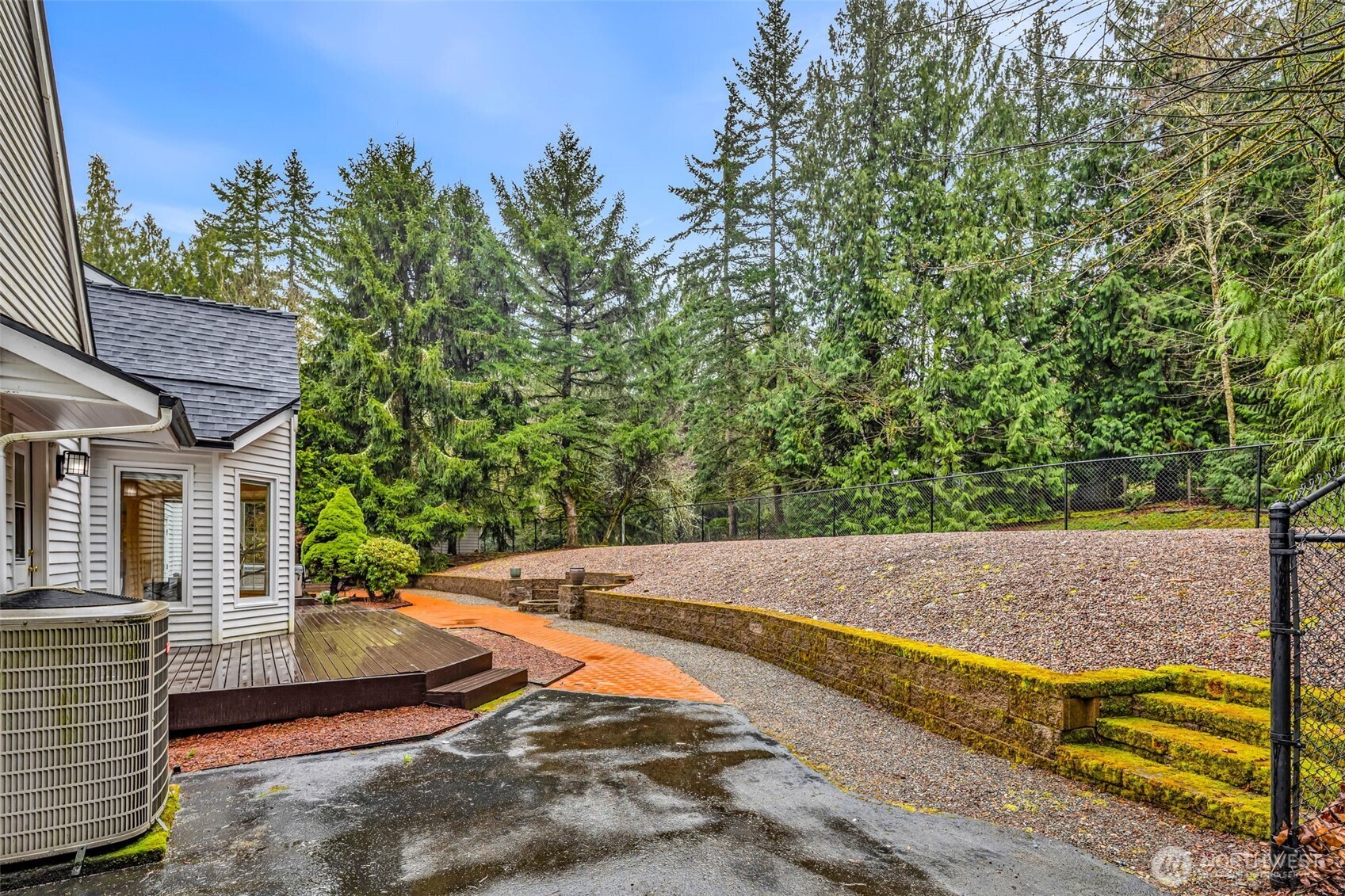 21609 NE 4th Street Sammamish WA 98074
