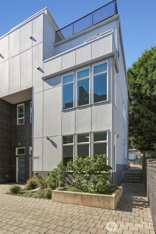 3641 22nd Avenue W Seattle WA 98199
