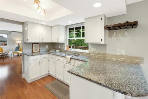 1044 NE Swanson Way Poulsbo WA 98370