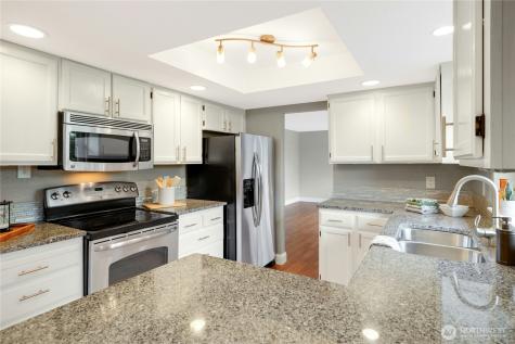 1044 NE Swanson Way Poulsbo WA 98370