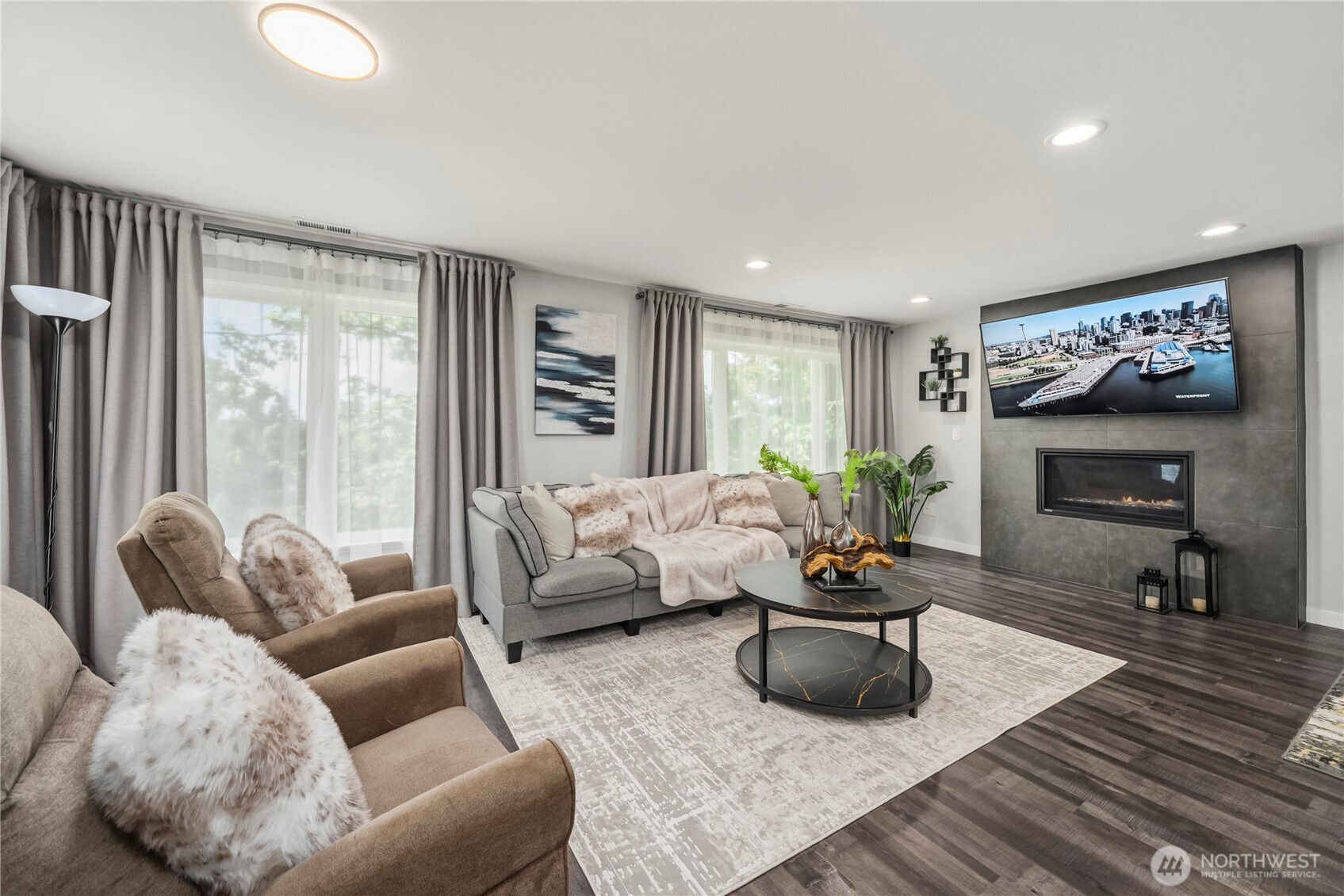 5643 16th Avenue SW Seattle WA 98106