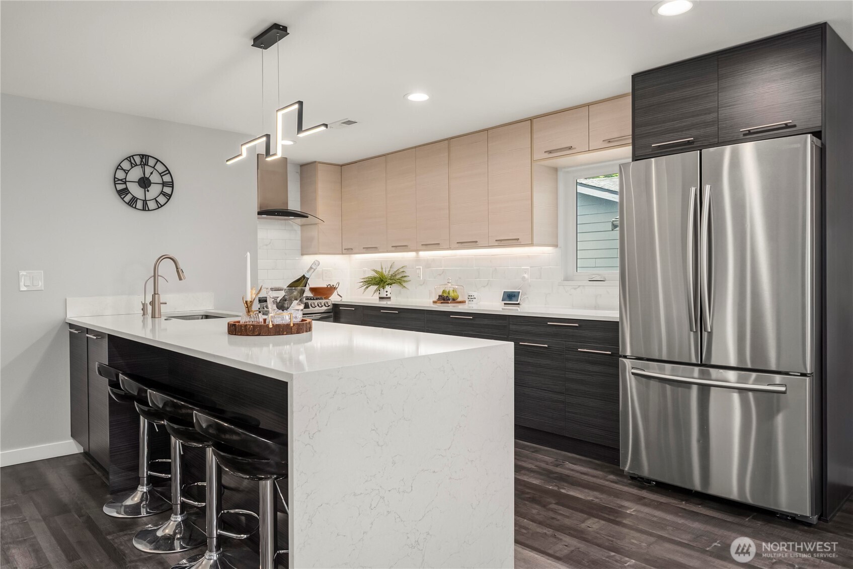 5643 16th Avenue SW Seattle WA 98106