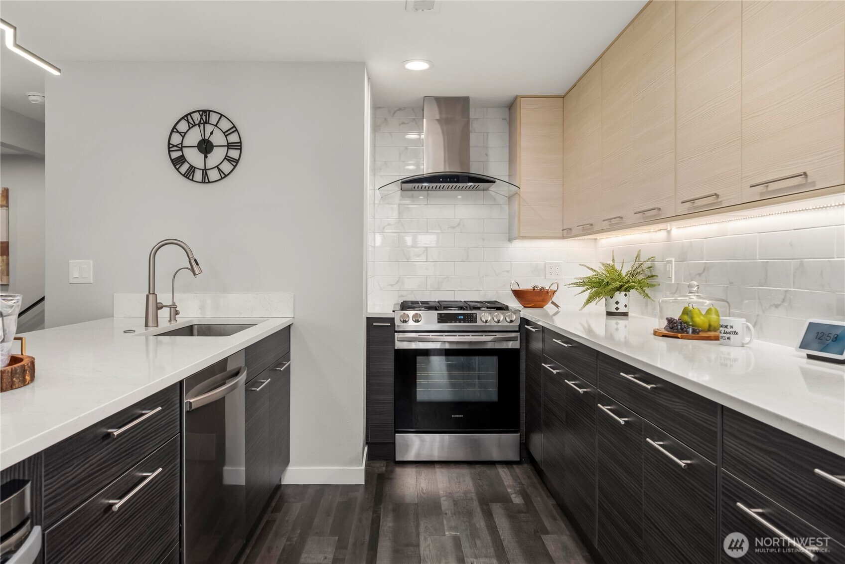 5643 16th Avenue SW Seattle WA 98106