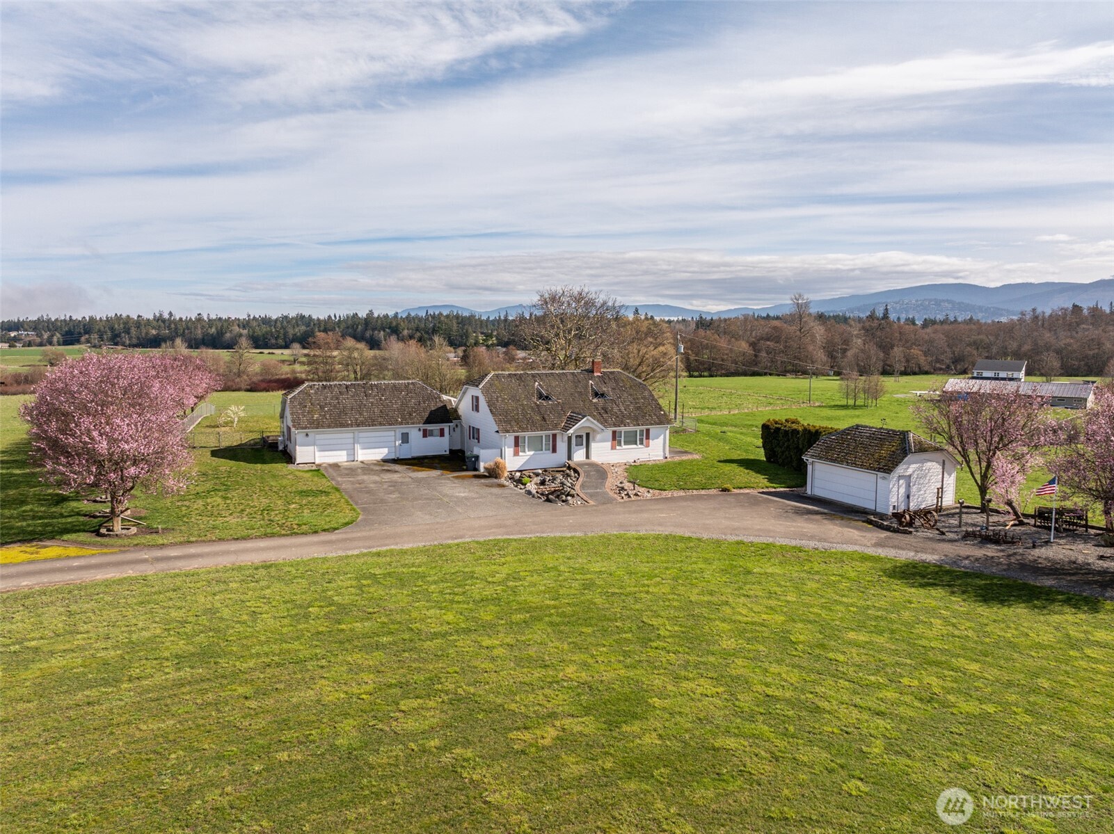4596 Woodcock Road Sequim WA 98382