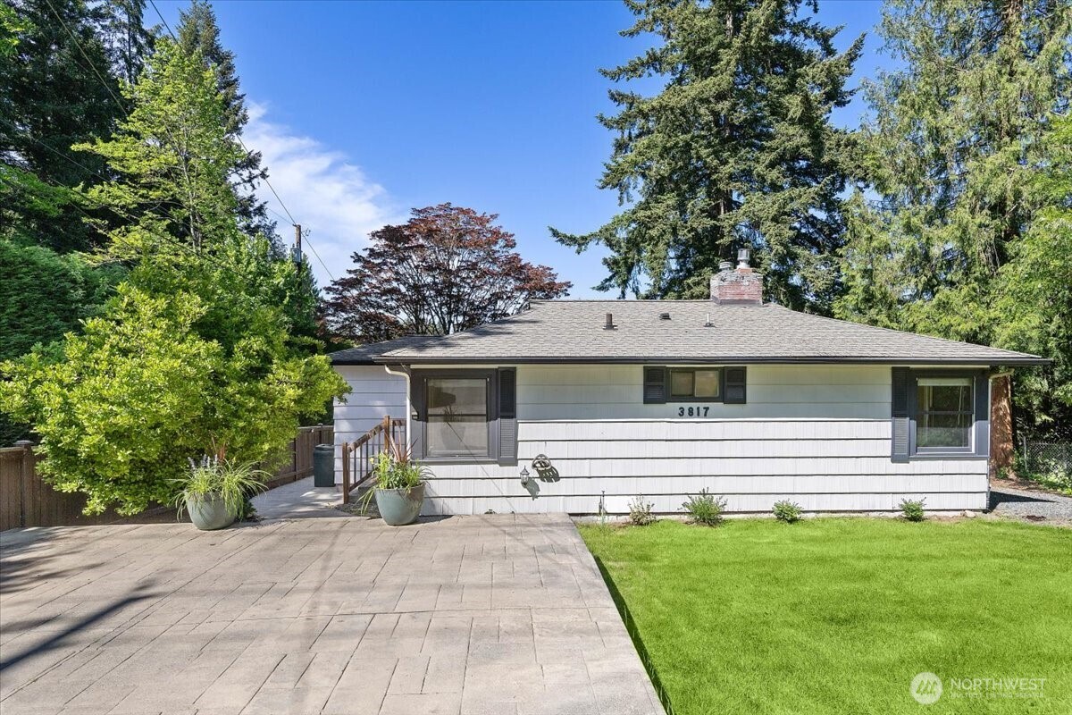3817 Shelby Lynnwood WA 98087