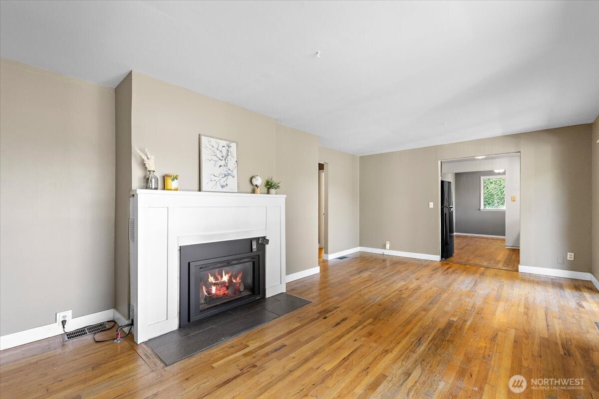 3817 Shelby Lynnwood WA 98087