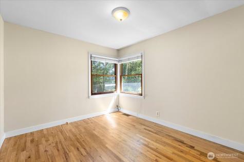3817 Shelby Lynnwood WA 98087