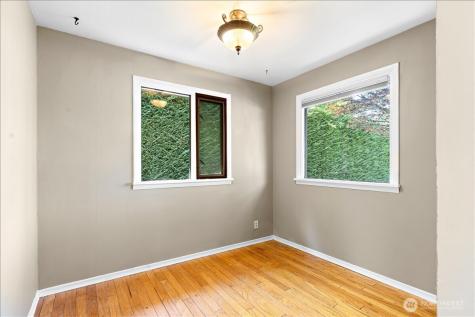 3817 Shelby Lynnwood WA 98087