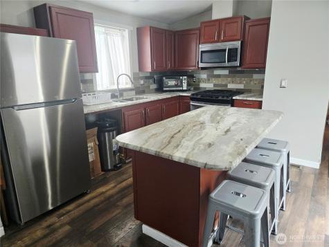 8003 33rd Avenue Ct S Lakewood WA 98499