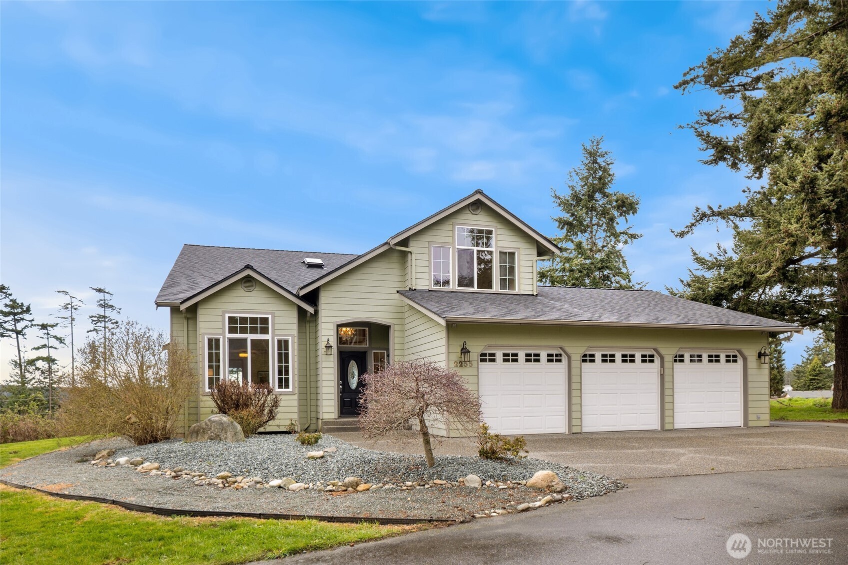 2255 Aviator Lane Oak Harbor WA 98277
