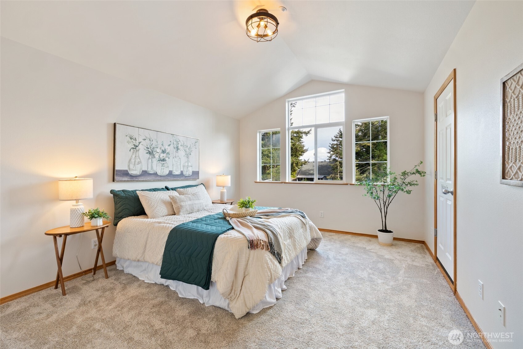 2255 Aviator Lane Oak Harbor WA 98277