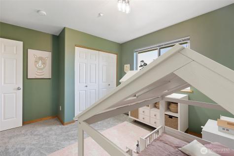 2255 Aviator Lane Oak Harbor WA 98277
