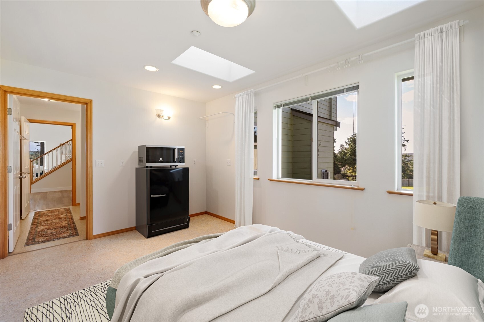2255 Aviator Lane Oak Harbor WA 98277
