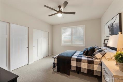 18021 133rd Avenue E Puyallup WA 98374
