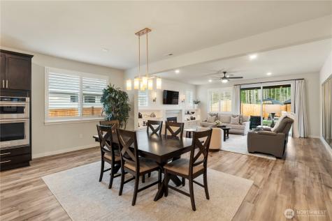 18021 133rd Avenue E Puyallup WA 98374