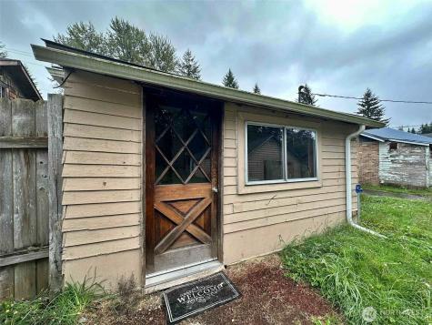 687 State Route 7 Morton WA 98356