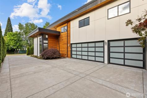 16323 NE 44th Court Redmond WA 98052