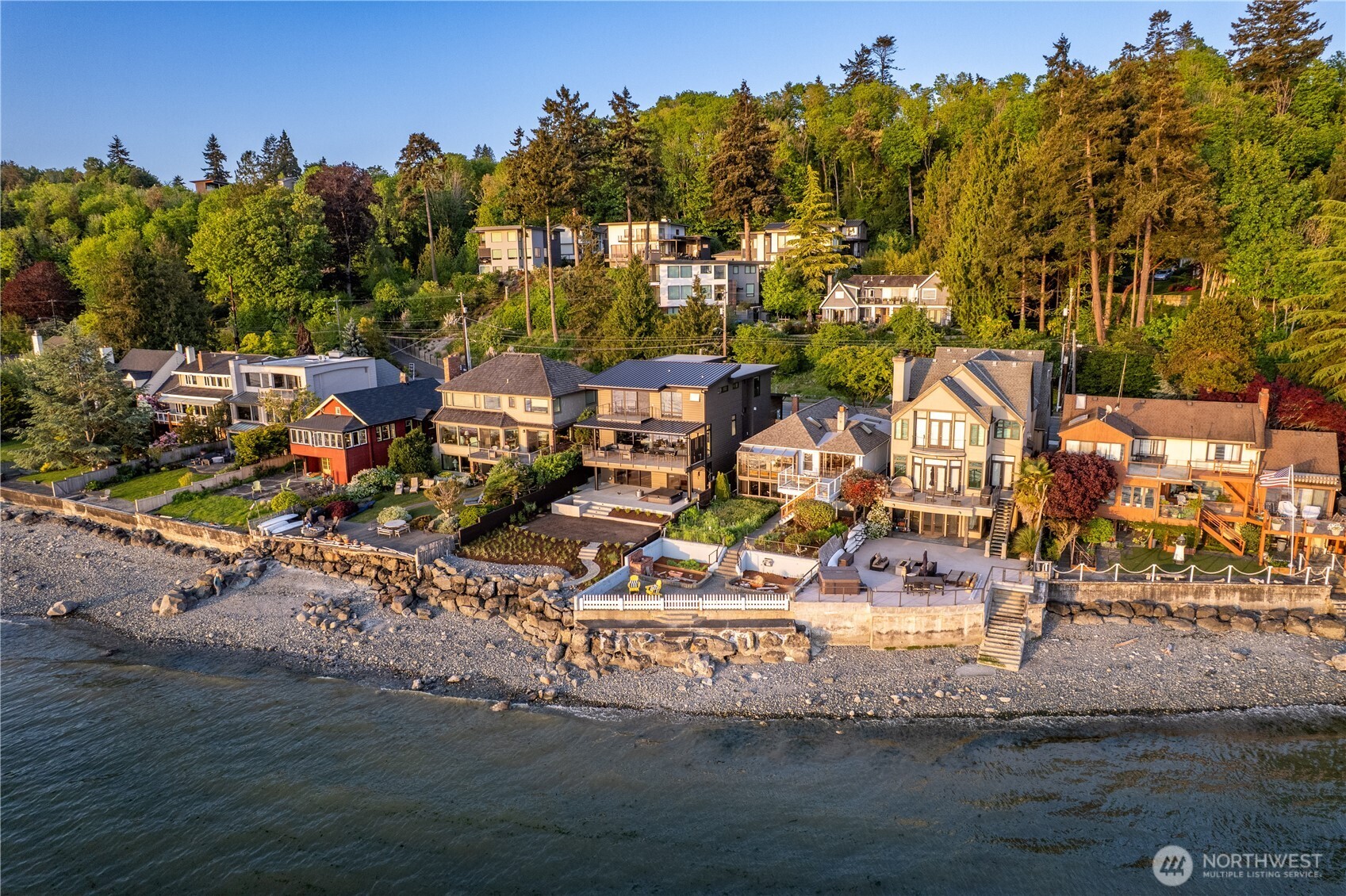 5637 Beach Drive SW Seattle WA 98136