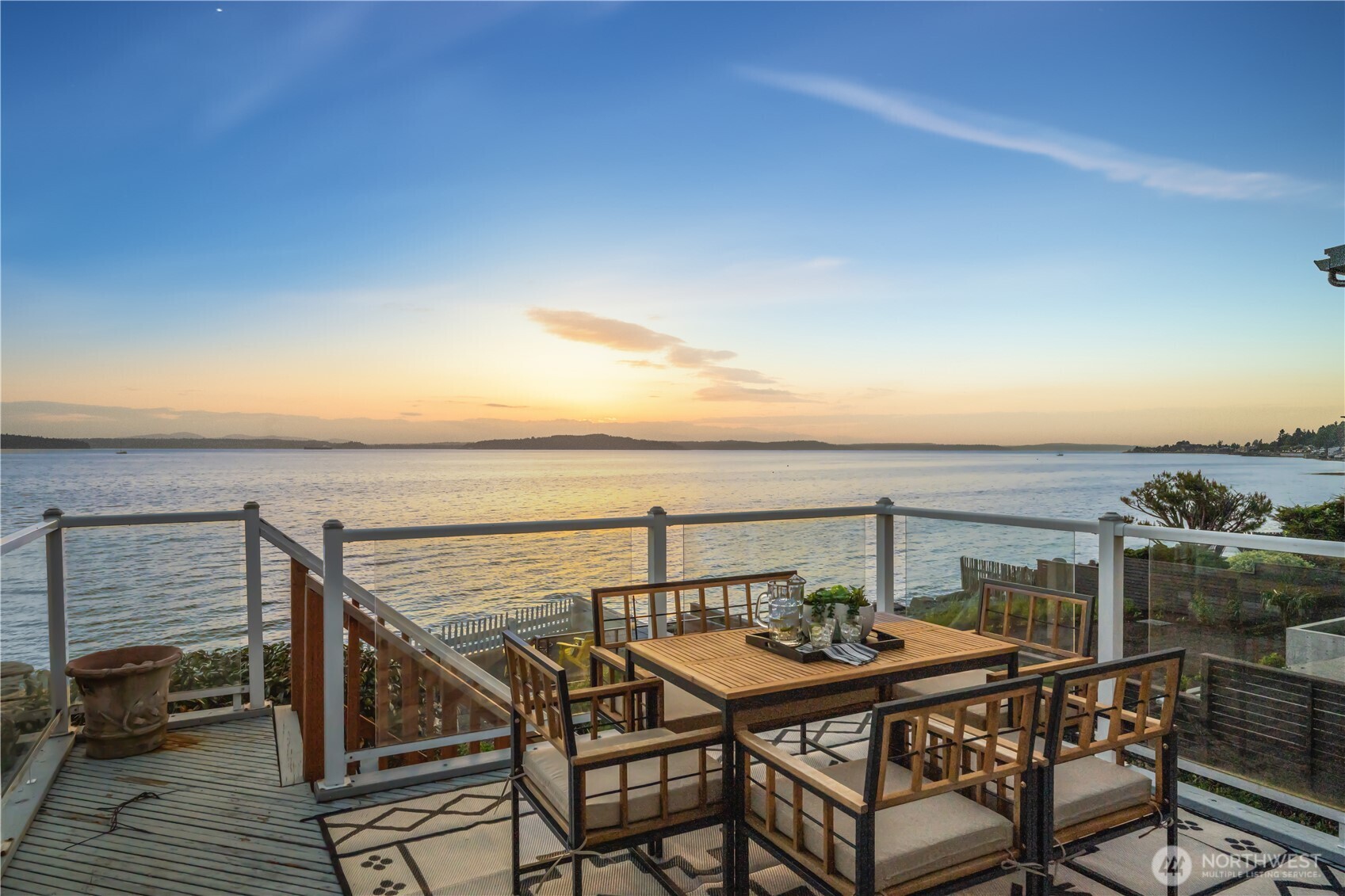 5637 Beach Drive SW Seattle WA 98136
