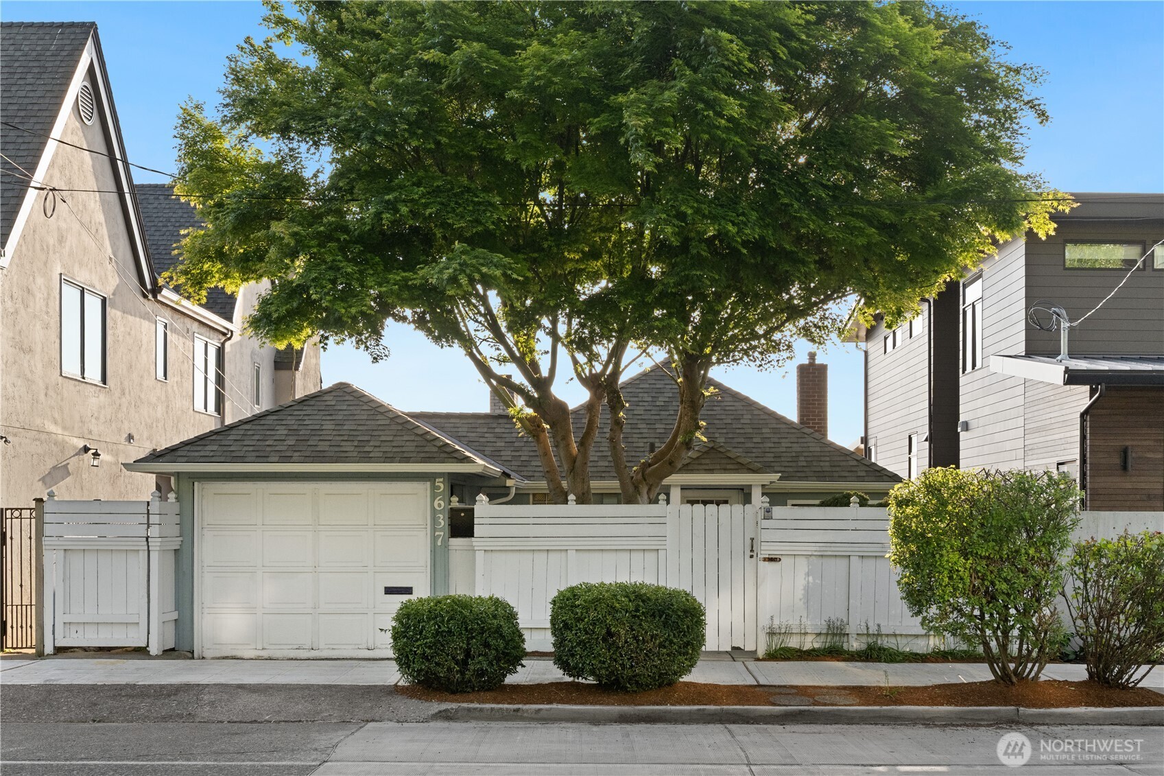 5637 Beach Drive SW Seattle WA 98136