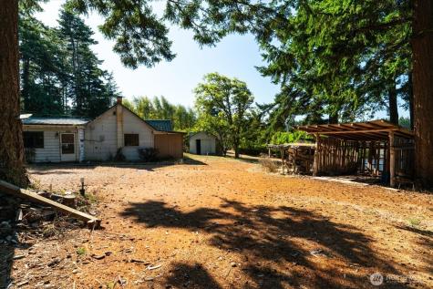 1521 NW Crosby Avenue Oak Harbor WA 98277