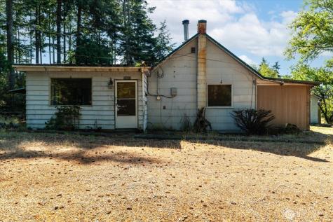 1521 NW Crosby Avenue Oak Harbor WA 98277