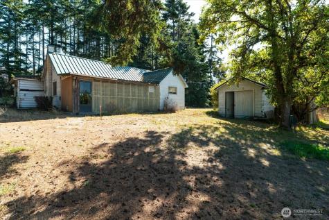 1521 NW Crosby Avenue Oak Harbor WA 98277