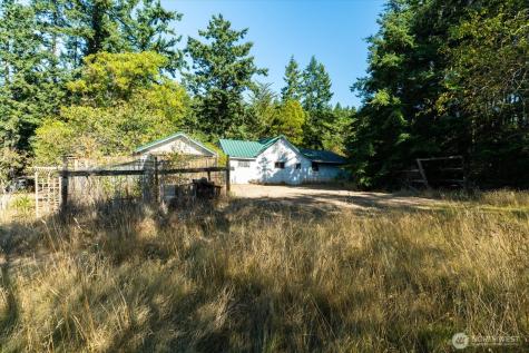 1521 NW Crosby Avenue Oak Harbor WA 98277